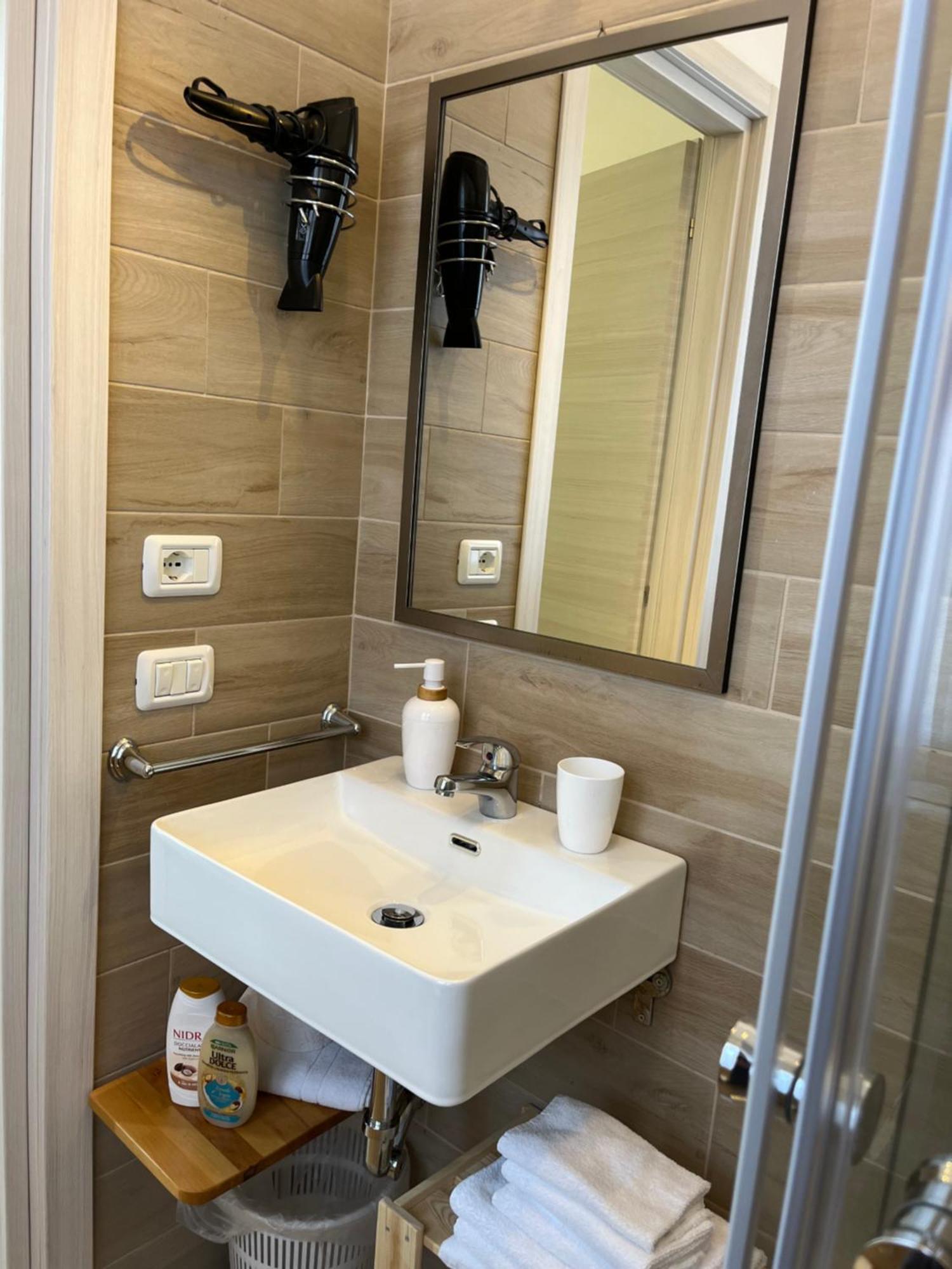 B&B Vento Aureo Rooms Milazzo Extérieur photo